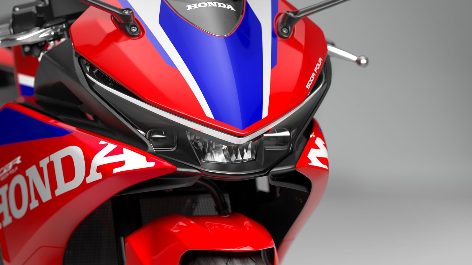 Os dois faróis LED da CBR500R Four